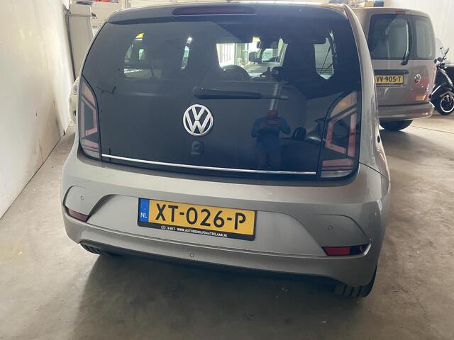 Volkswagen UP! 1.0 BMT high up!