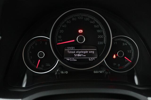 Volkswagen UP! 1.0 BMT high up! Voorstoelen verwarmd | Airco | Lichtmetaal | Cruise