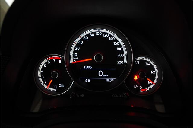 Volkswagen UP! 1.0 BMT move up! > 15inch velgen/Cruise control/Parkeersensor...
