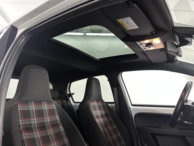 Volkswagen UP! 1.0 TSI GTI 116PK / Pano / Clima / Stoelverw.