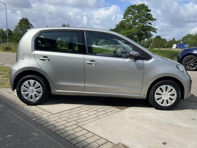 Volkswagen UP! 1.0 BMT move up! / Dealer onderhouden / Airco / PDC Achter / Cruise / DAB /