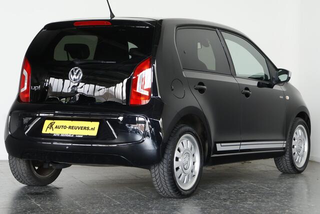 Volkswagen UP! 1.0 high up! BlueMotion / Navi / Airco / Cruisecontrol / LMV / PDC