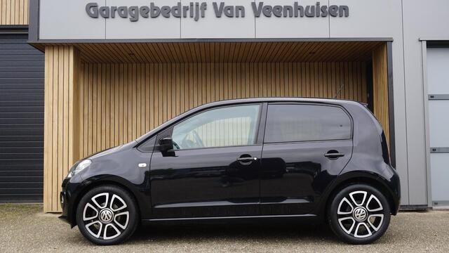 Volkswagen UP! 1.0 60pk 5Drs high up! Fender Groot Scherm 16inch LM Cruise Control Airco *NL auto* 68590km!