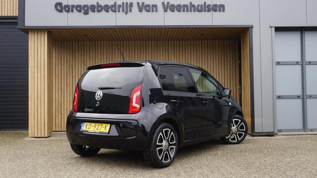 Volkswagen UP! 1.0 60pk 5Drs high up! Fender Groot Scherm 16inch LM Cruise Control Airco *NL auto* 68590km!