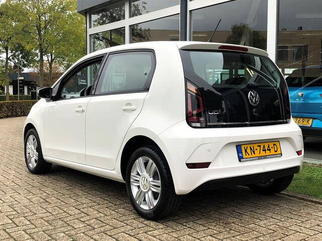 Volkswagen UP! 1.0 BMT high up! | Climate Contol | Stoelverwarming | Cruise Controle