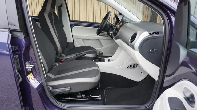 Volkswagen UP! 1.0 60pk Automaat High up! 5Drs Pano.Dak 15inch LM Clima Cruise Control PDC 70202km! *Complete Up*