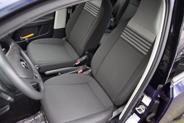 Volkswagen UP! 1.0 BMT move up! | BOVAG Garantie | NL-Auto | Airco | Bluetooth Telefoonverbinding | Elektrische Ramen&Spiegels | LED Dagrijverlichting |