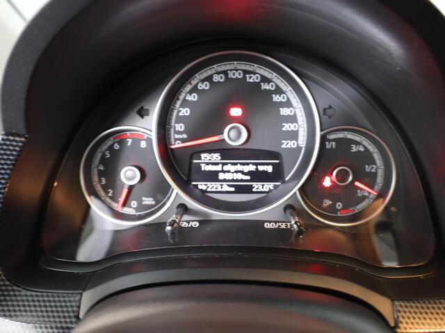 Volkswagen UP! 1.0 BMT move up! 60pk |airco|nav.via app| centrale vergrendeling|