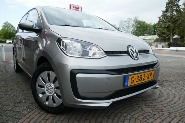 Volkswagen UP! 1.0 BMT MOVE UP! , AC, Bluetooth, NAP