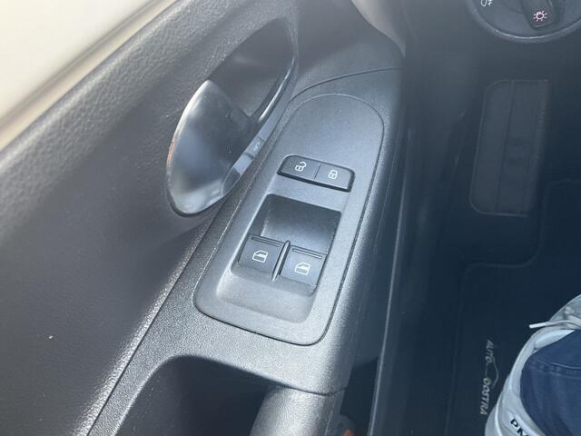 Volkswagen UP! 1.0 move up! Airco Cruise-Control Navi BlueMotion