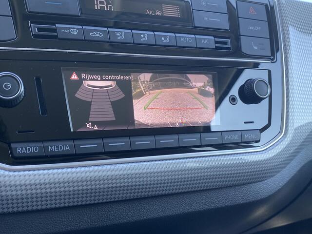 Volkswagen UP! e-Up! e-up! Style Plus (Camera,LM,Clima,Stoelverw)