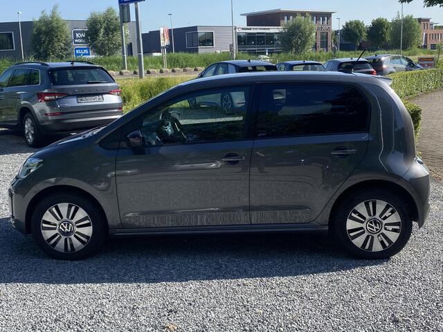 Volkswagen UP! e-Up! e-up! Style Plus (Camera,LM,Clima,Stoelverw)