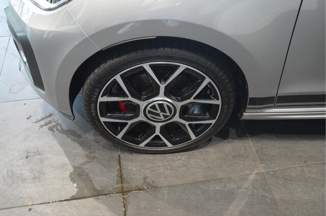 Volkswagen UP! 1.0 TSI GTI clima cruise camera pdc 17 inch 116 pk !!