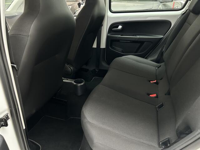 Volkswagen UP! 1.0 BMT move up! [CAMERA I AIRCO I PARKEERSENSOR]