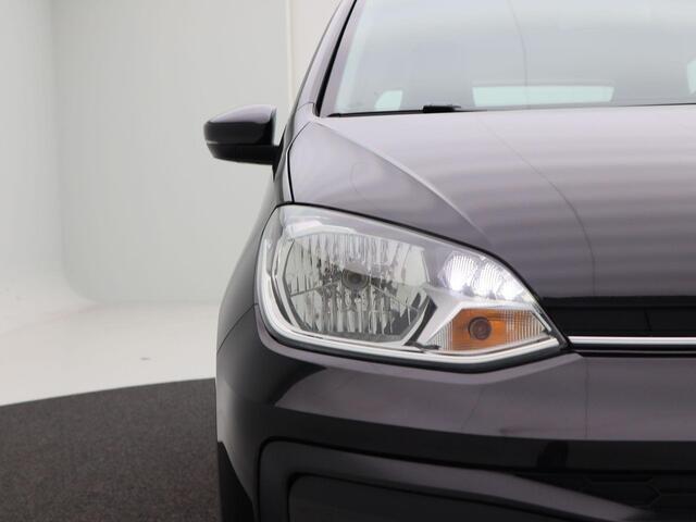 Volkswagen UP! 1.0 BMT high up! | Airco | Cruise Control | Bluetooth | Camera | 115.750 Km!!