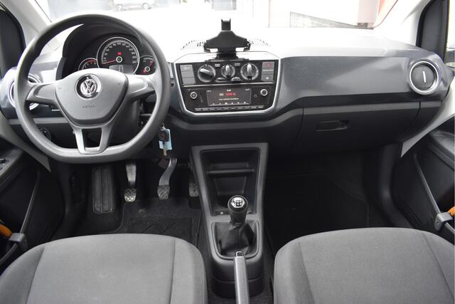 Volkswagen UP! 1.0 BMT move up! 5-drs, Bluetooth tel, Airco,