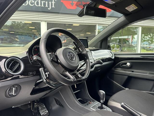Volkswagen UP! 1.0 high up! | Automaat | Invalide aangepast | 1e eigenaar | Fender