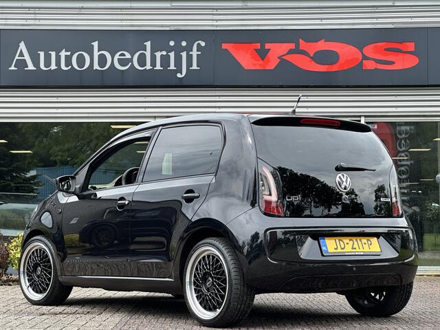 Volkswagen UP! 1.0 high up! | Automaat | Invalide aangepast | 1e eigenaar | Fender