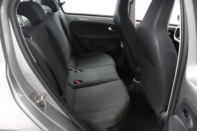 Volkswagen UP! 1.0 BMT move up! | Executive Pakket | Maps + More | Airco |