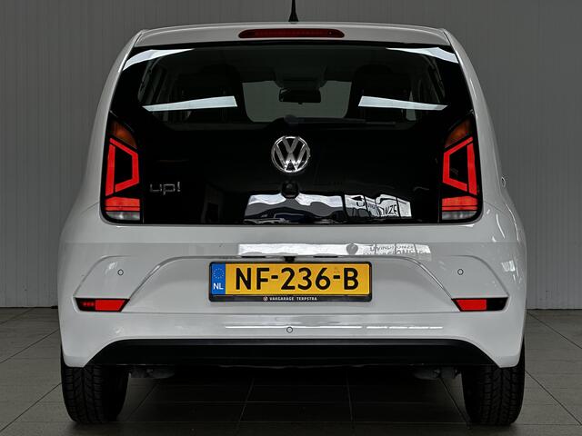 Volkswagen UP! 1.0 BMT move up!/ Camera!/ Cruise!/ Maps + More/ DAB/ PDC/ Airco/ Elek. pakket/ Isofix/ Bluetooth/ Regensensor/ Multi. LEDER. Stuur/ LED Dagrijverl.