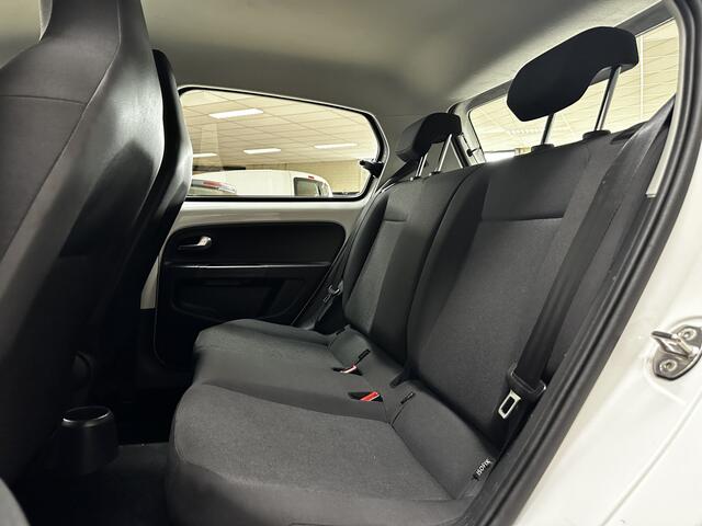 Volkswagen UP! 1.0 BMT move up!/ Camera!/ Cruise!/ Maps + More/ DAB/ PDC/ Airco/ Elek. pakket/ Isofix/ Bluetooth/ Regensensor/ Multi. LEDER. Stuur/ LED Dagrijverl.