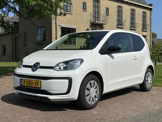 volkswagen-up!-1.0-move-up!-bluemot