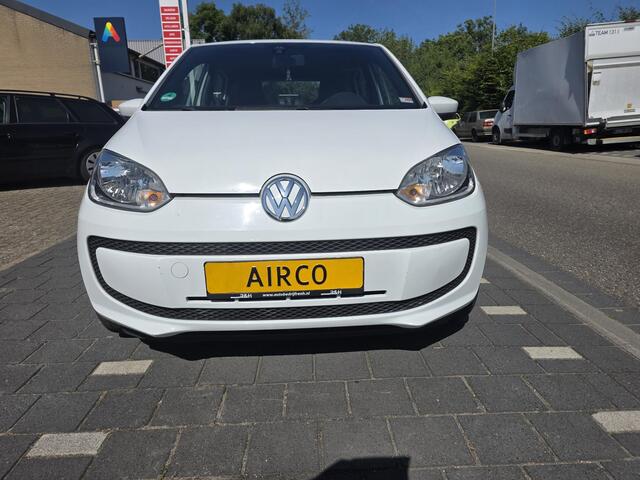 Volkswagen UP! 1.0 BMT club 5 deurs , airco, sportvelgen, navigatie, parkeer sensoren, enz
