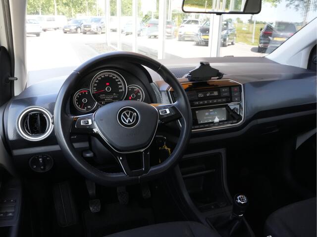 Volkswagen UP! 1.0 | Cruise Control | DAB | Climate Control | Camera