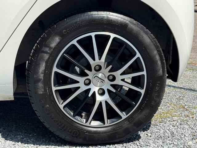 Volkswagen UP! Move up! 5d (Airco,Navi,LM)