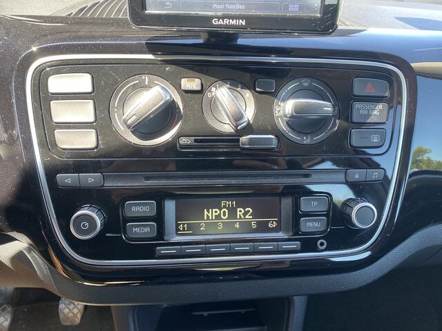 Volkswagen UP! 1.0 high up! BlueMotion CRUISE / PDC / AIRCO / NAVI / BLUETOOTH / LMV