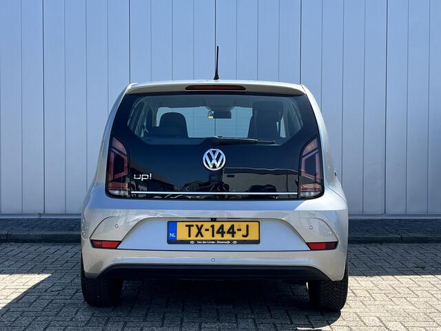 Volkswagen UP! 1.0 BMT high up! NL auto Apple Carplay Android auto Camera Cruise Airco PDC