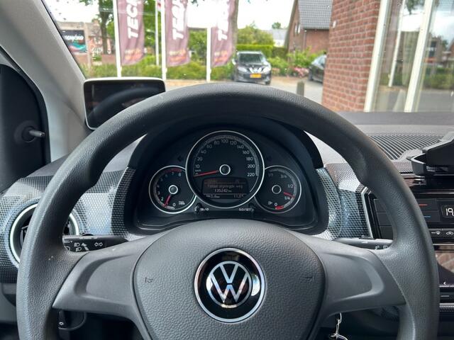 Volkswagen UP! 1.0 BMT move up! A.U.R.CAMERA / CRUISE / AIRCO / PDC / CLIMA /