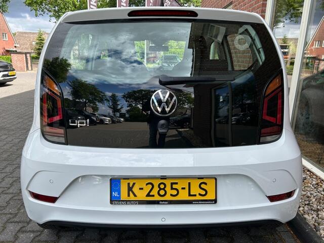 Volkswagen UP! 1.0 BMT move up! A.U.R.CAMERA / CRUISE / AIRCO / PDC / CLIMA /