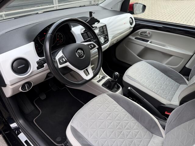 Volkswagen UP! 1.0 TSI 90PK *!* PANODAK/ BEATS/ NAVI/ 16 INCH/ CRUISE *!*