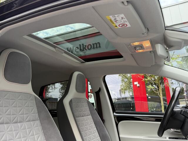 Volkswagen UP! 1.0 TSI 90PK *!* PANODAK/ BEATS/ NAVI/ 16 INCH/ CRUISE *!*