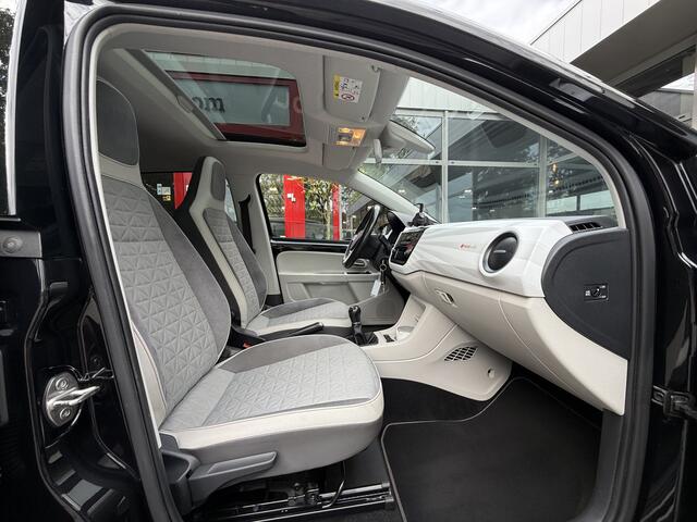 Volkswagen UP! 1.0 TSI 90PK *!* PANODAK/ BEATS/ NAVI/ 16 INCH/ CRUISE *!*