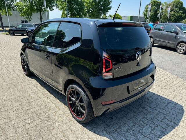 Volkswagen UP! 1.0 airco, sportvelgen, centr verg,