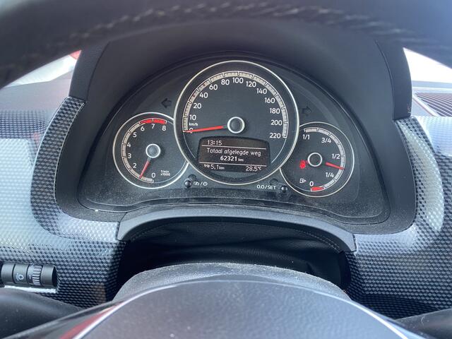 Volkswagen UP! 1.0 BMT move up! CRUISE / CAMERA / PDC / DAB / AIRCO / MFS / COMPLETE AUTO!