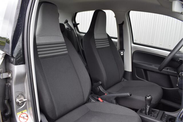 Volkswagen UP! 1.0 BMT move up! A/C, DAB, Bluetooth, NAP