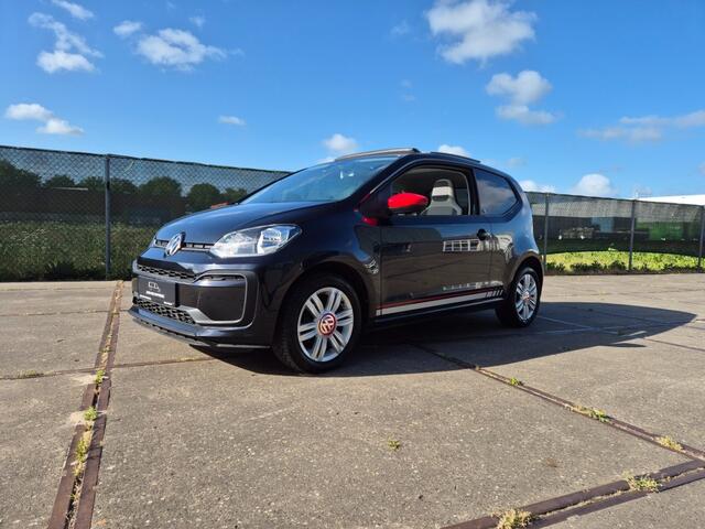Volkswagen UP! BEATS UP! 90PK Pano-dak Airco Leder