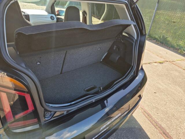 Volkswagen UP! BEATS UP! 90PK Pano-dak Airco Leder