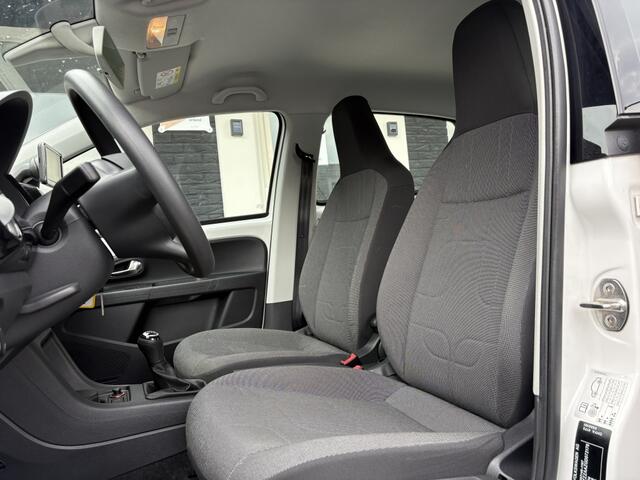 Volkswagen UP! 1.0 AIRCO | NAVI | NW APK | 5DRS | GARMIN