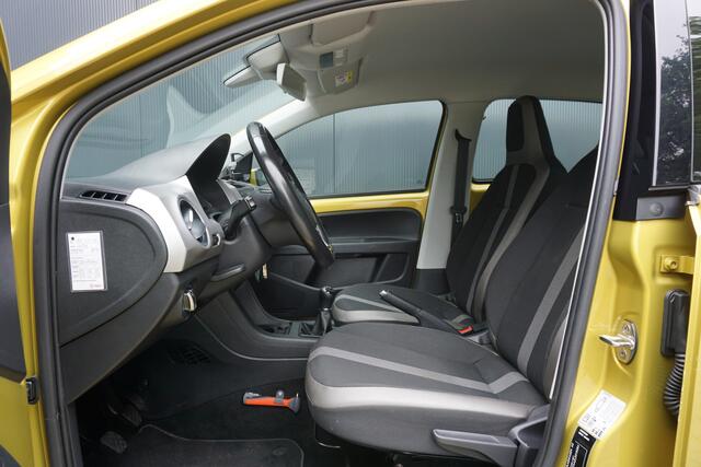 Volkswagen UP! 1.0 BMT high up! | Origineel NL | 1ste eigenaar | PDC | Cruise Control | Airco | 15'' LM |