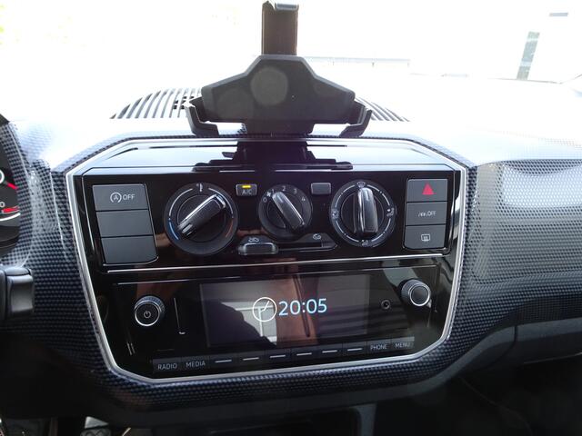 Volkswagen UP! 1.0 Airco, elektrische ramen, centrale vergrendeling, telefoon voorbereiding, enz.