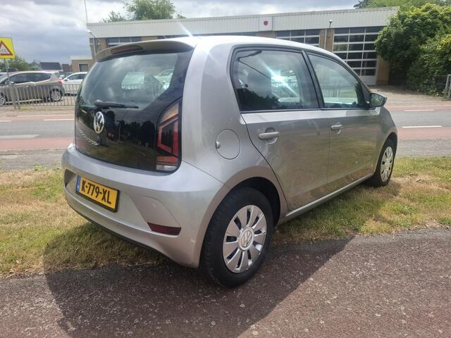 Volkswagen UP! 1.0 BMT high up!