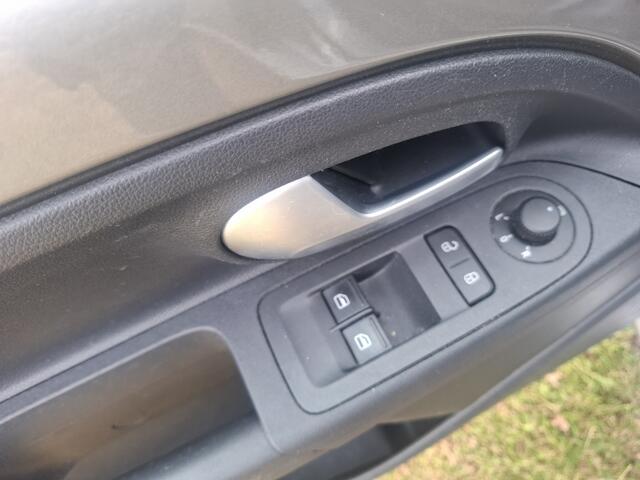 Volkswagen UP! 1.0 BMT high up!