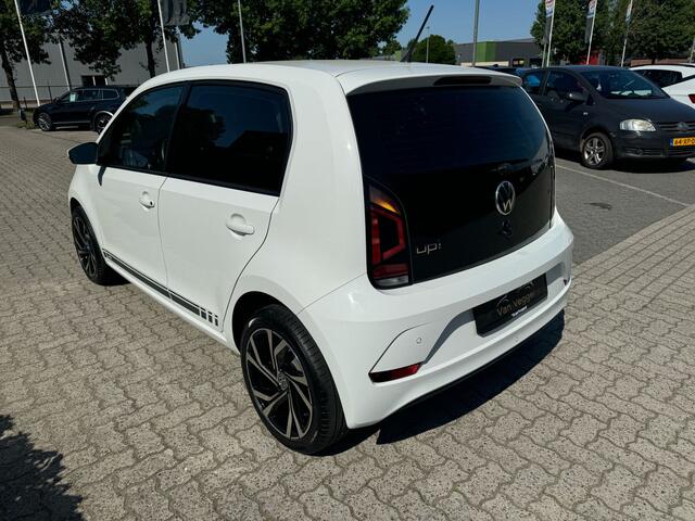 Volkswagen UP! 1.0 camera, stoelverw, cruise, airco