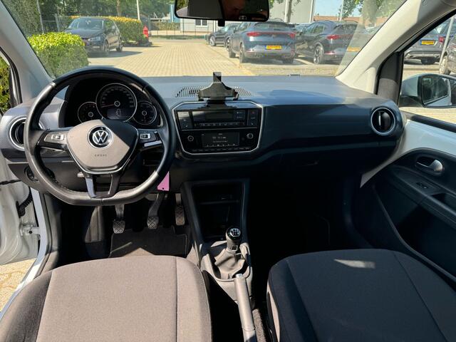 Volkswagen UP! 1.0 camera, stoelverw, cruise, airco