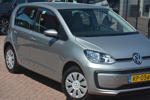 Volkswagen UP! 1.0 BMT move up! Nette UP 105581 km NAP Nederlandse auto dealeronderhouden laatste beurt bij 97000km 7999 INCLUSIEF BTW