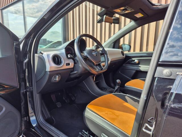 Volkswagen UP! 1.0 TSI BMT High Up! | Beats | Pano | Camera | Clima | Cruise |Uniek
